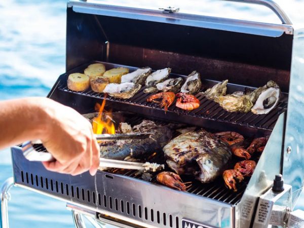 Private Yacht Charter Nha Trang BBQ Party